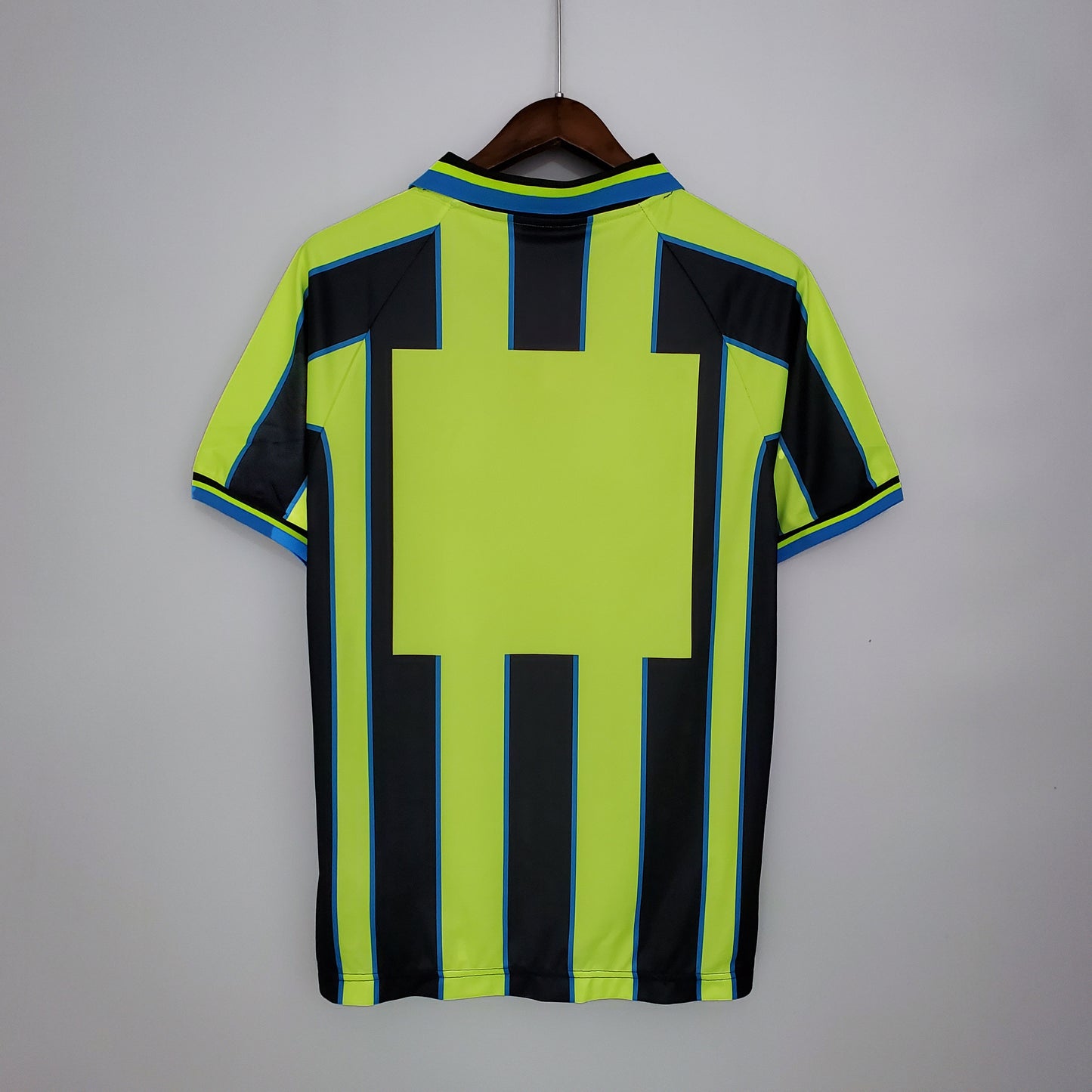 Manchester City 1998-1999 Away Retro Jersey