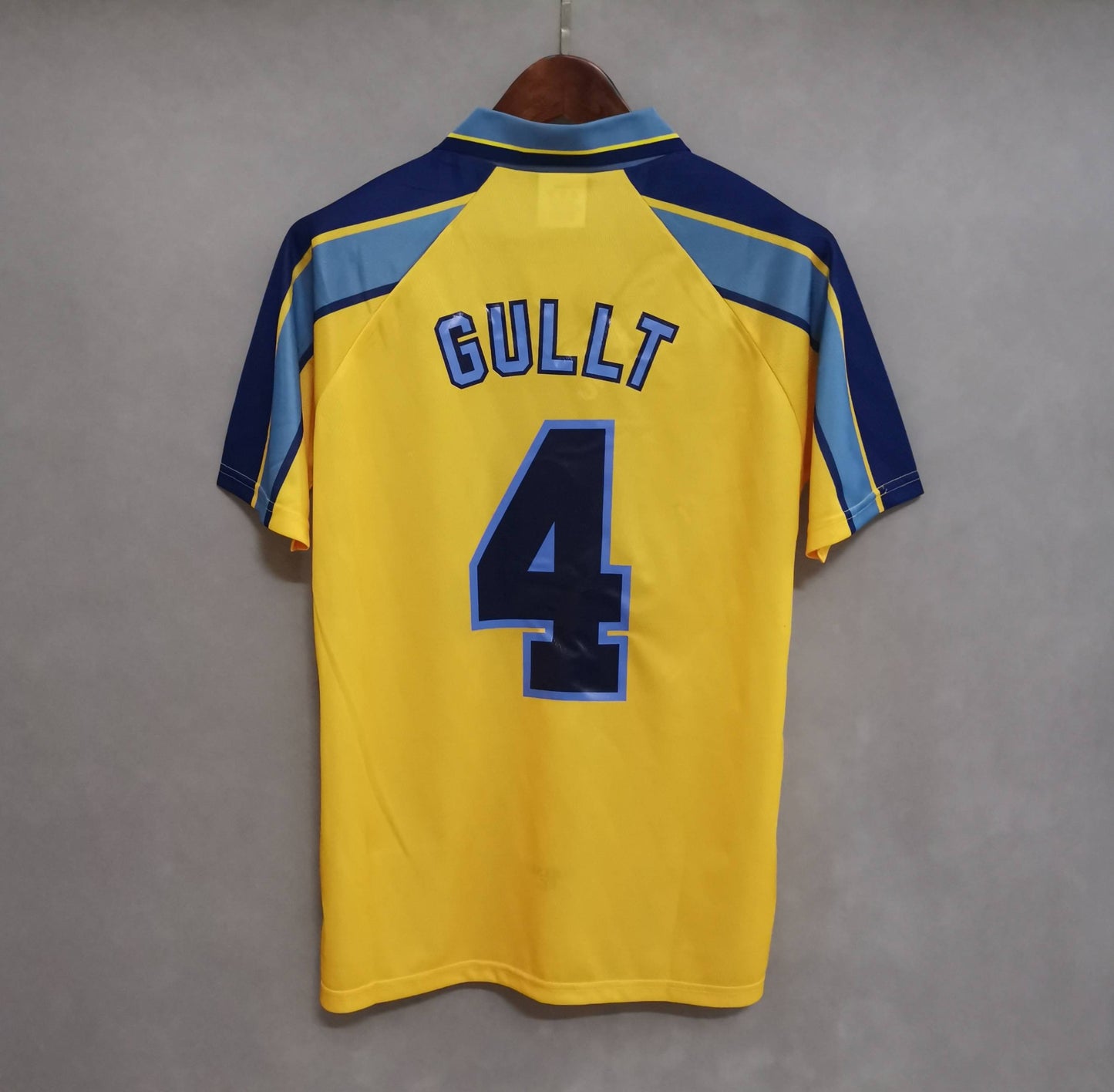 Chelsea 1995-97 Retro Away Jersey