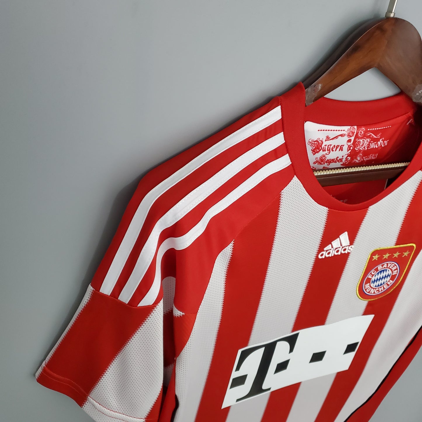 Bayern Munich 2010-11 Retro Jersey
