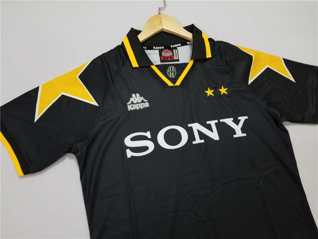 Juventus 1995-97 Retro Third Jersey