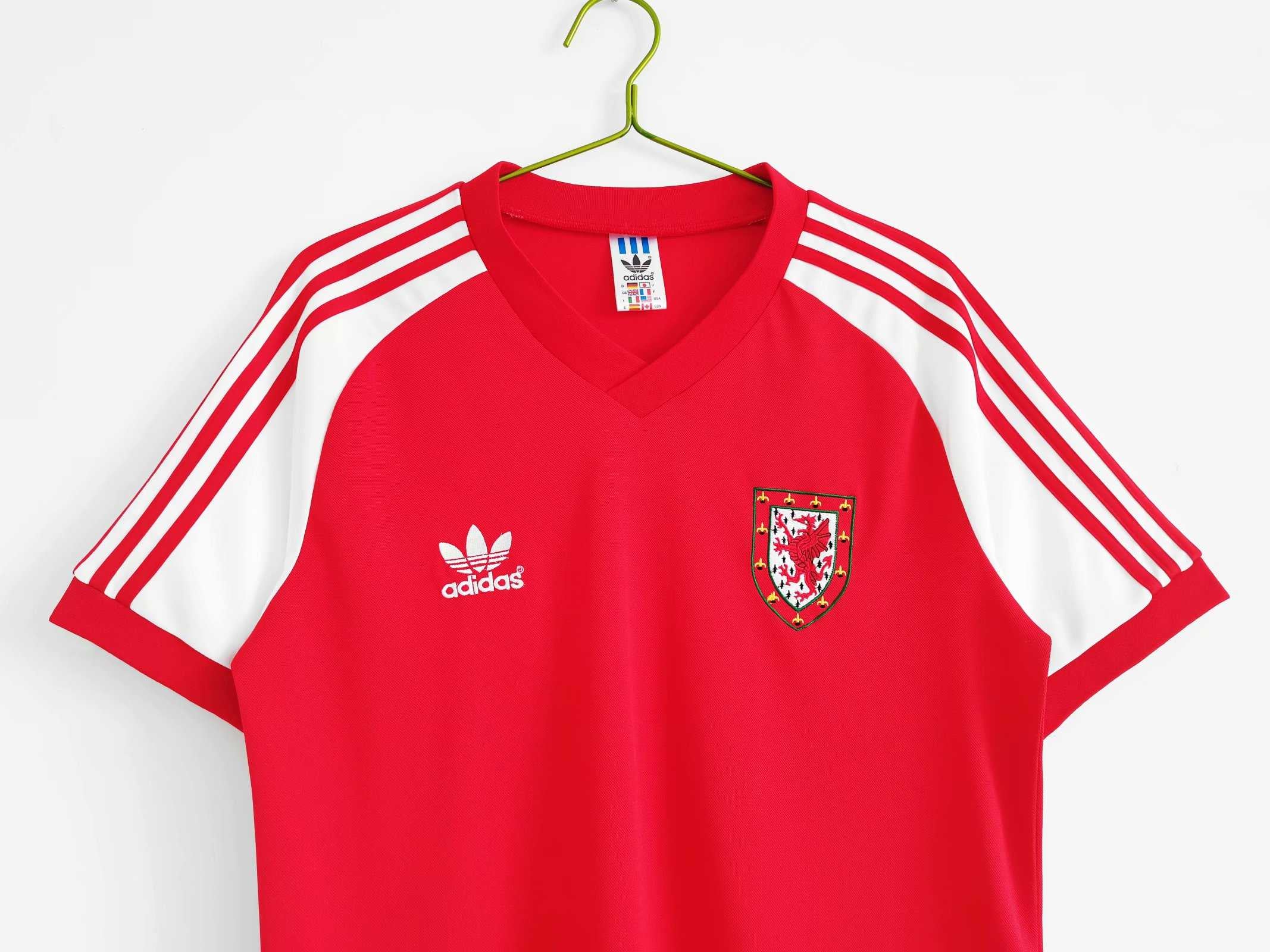 Wales 1982 Retro Away Jersey