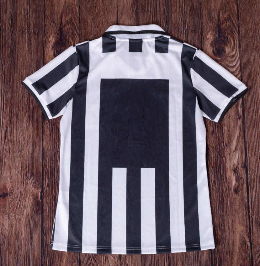 Juventus 1995-97 Retro Home Jersey