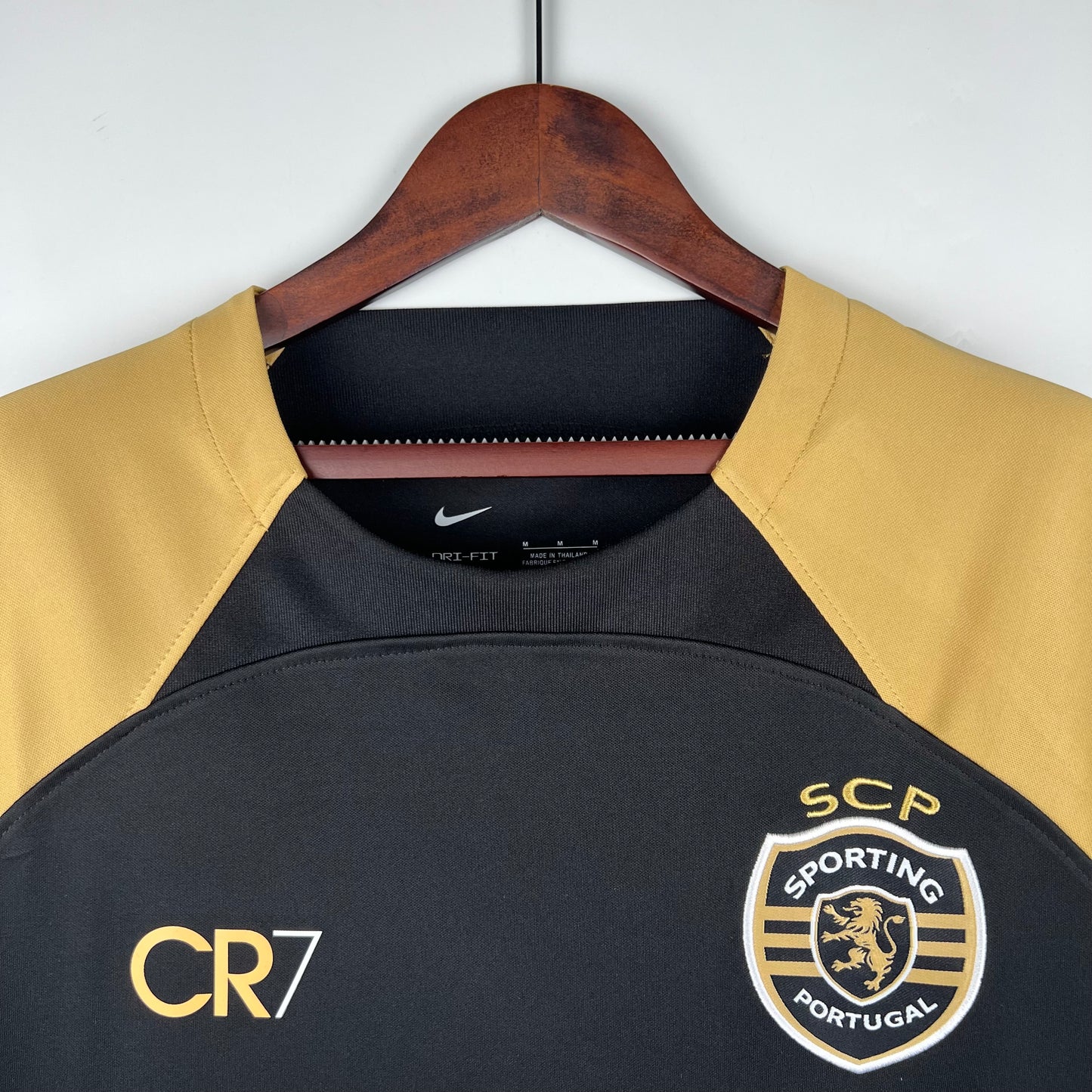 Sporting Lisbon x CR7 Kit