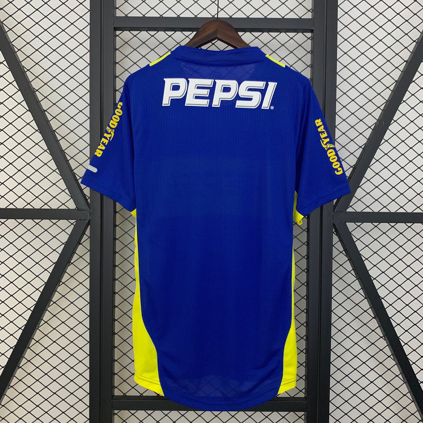 Boca Juniors 04/05 Home Kit