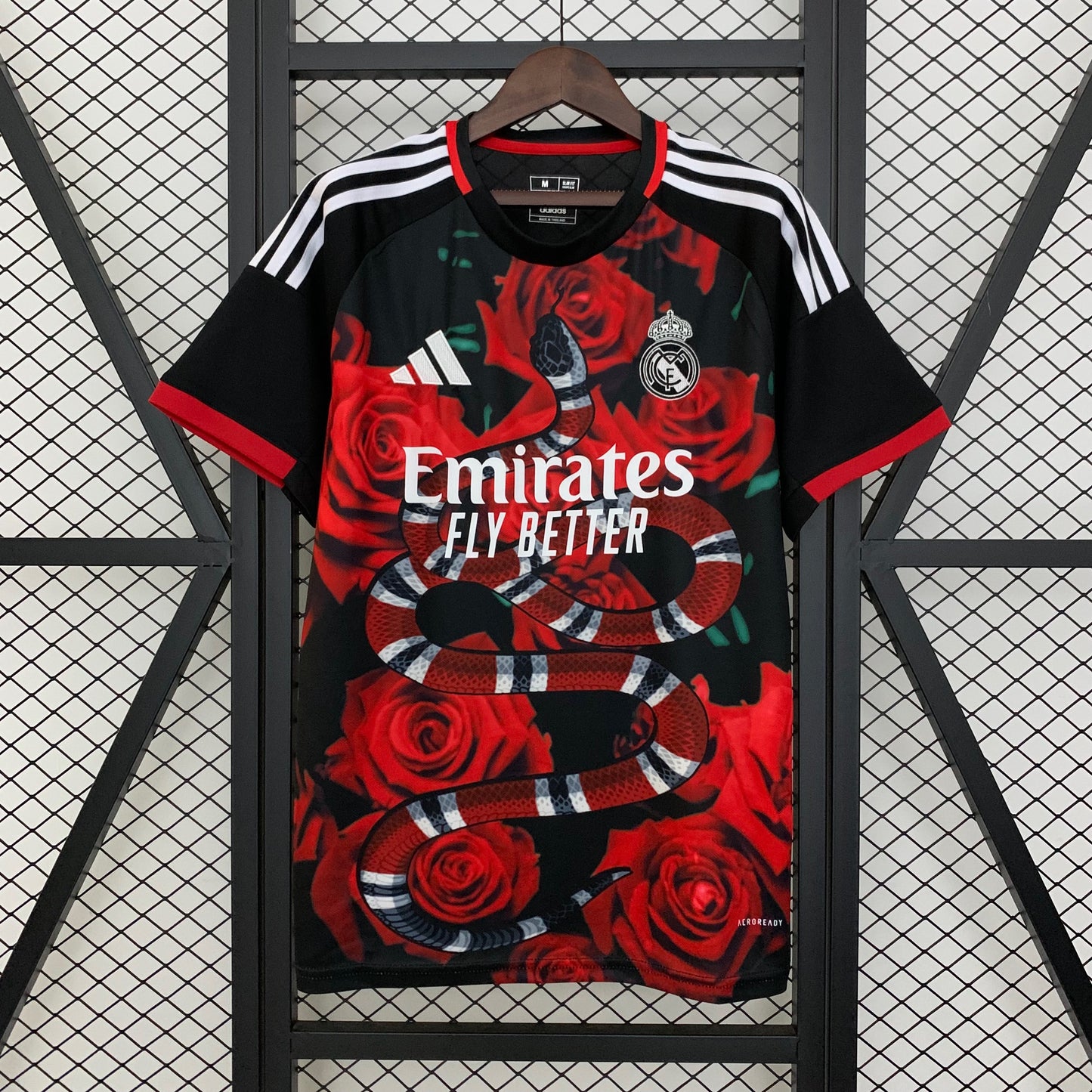 Real Madrid Red Roses Special Kit