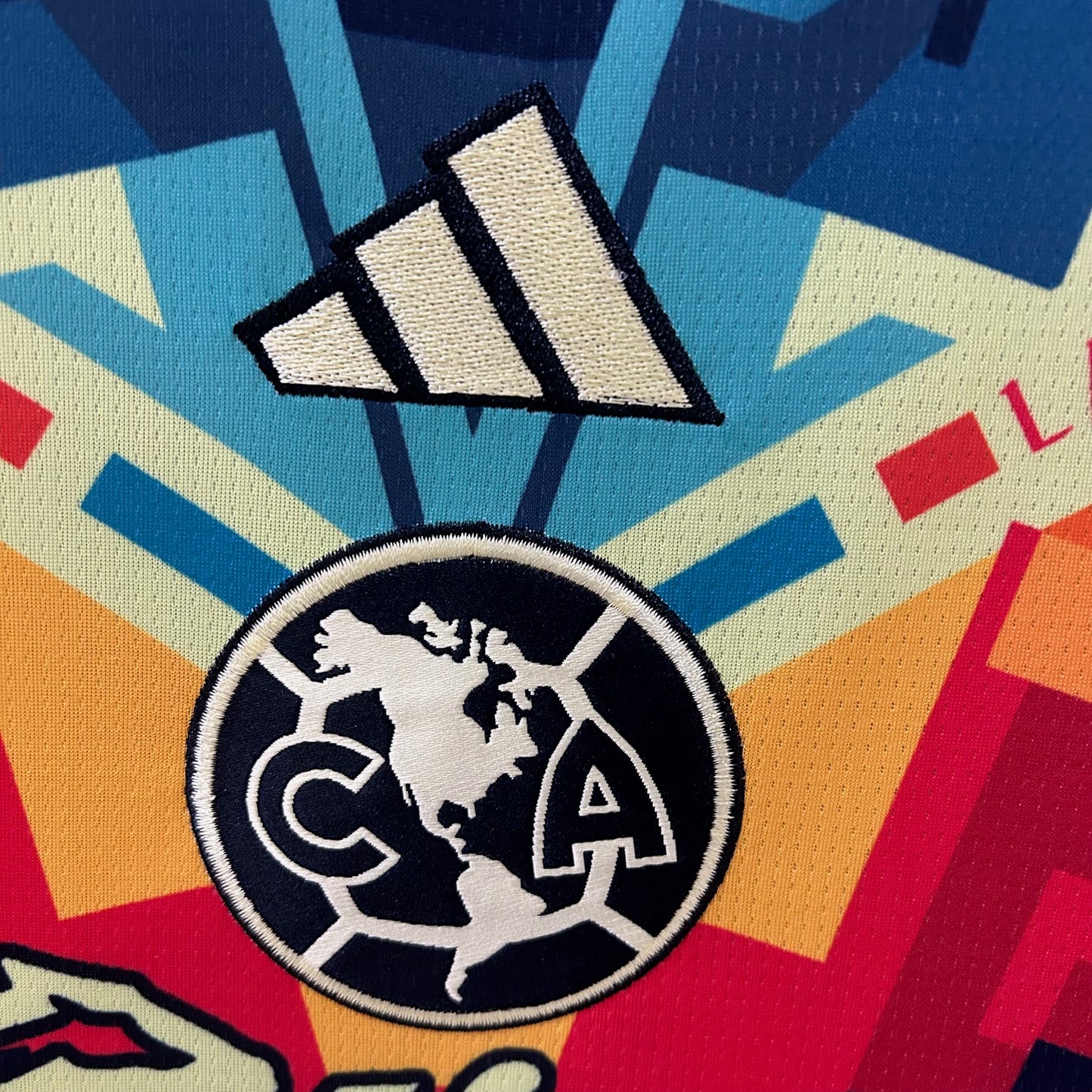 America Exclusive 25/26 Kit