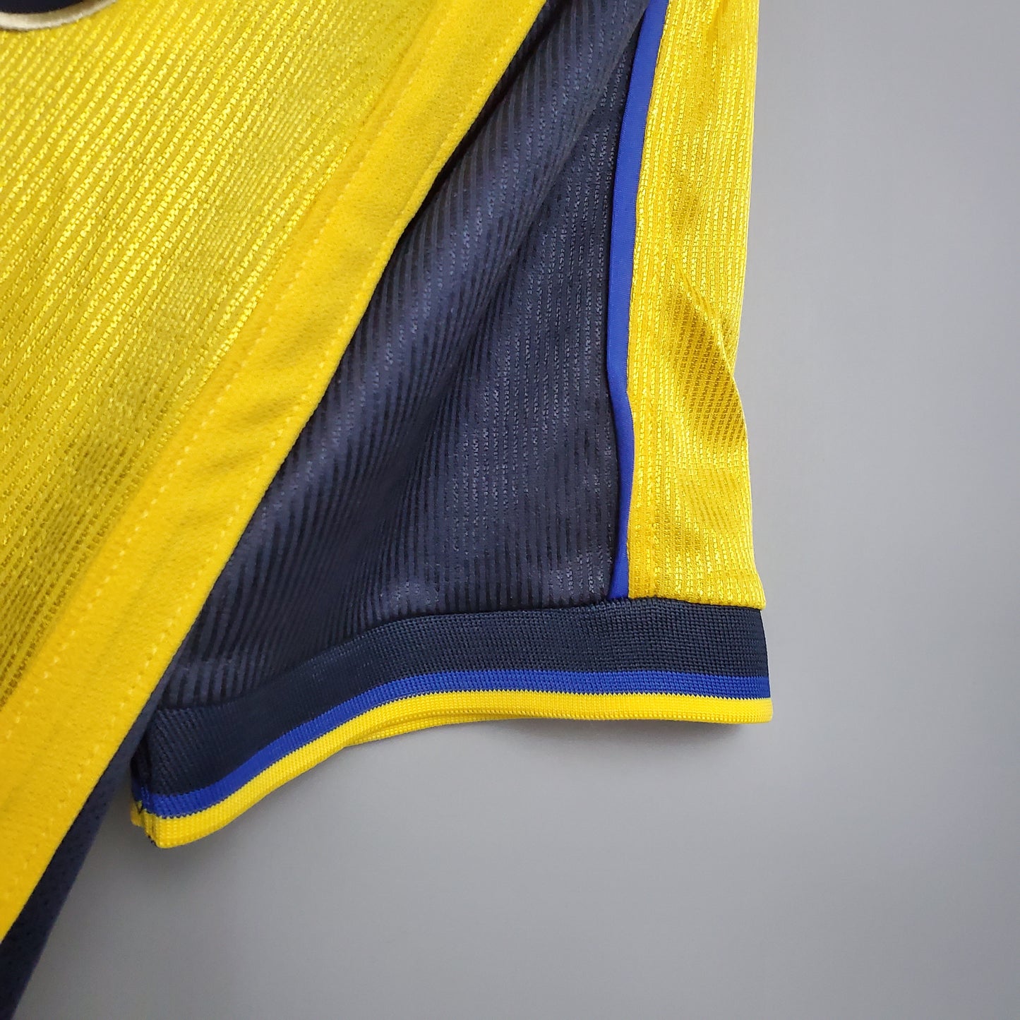 Arsenal 1999-2000 Away Jersey