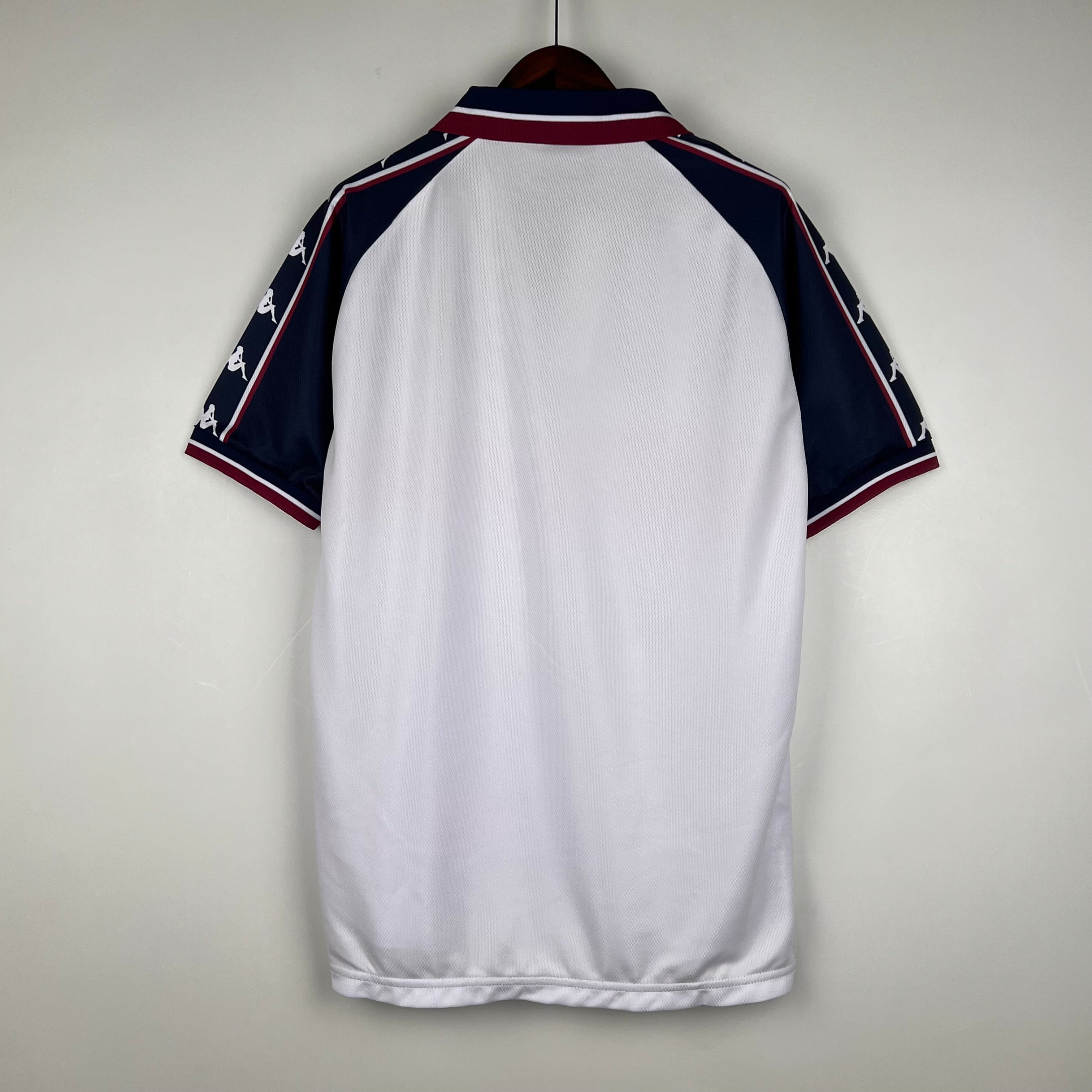 Manchester City Retro 97-98 Away