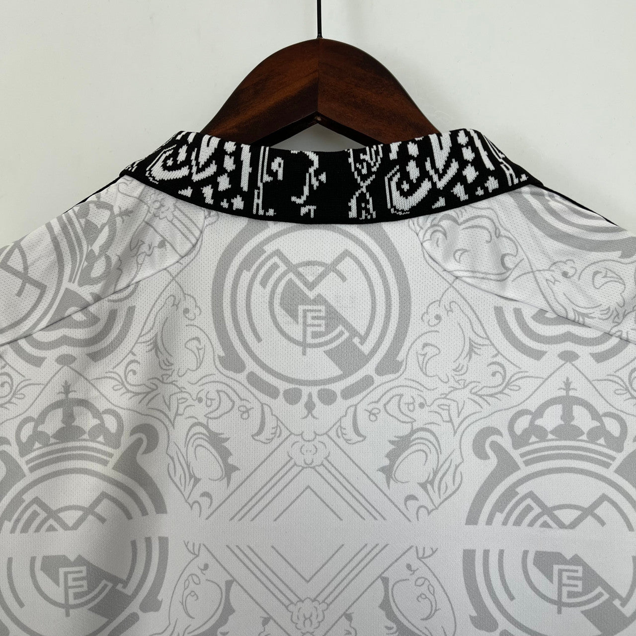 Real Madrid Royal Edition Kit