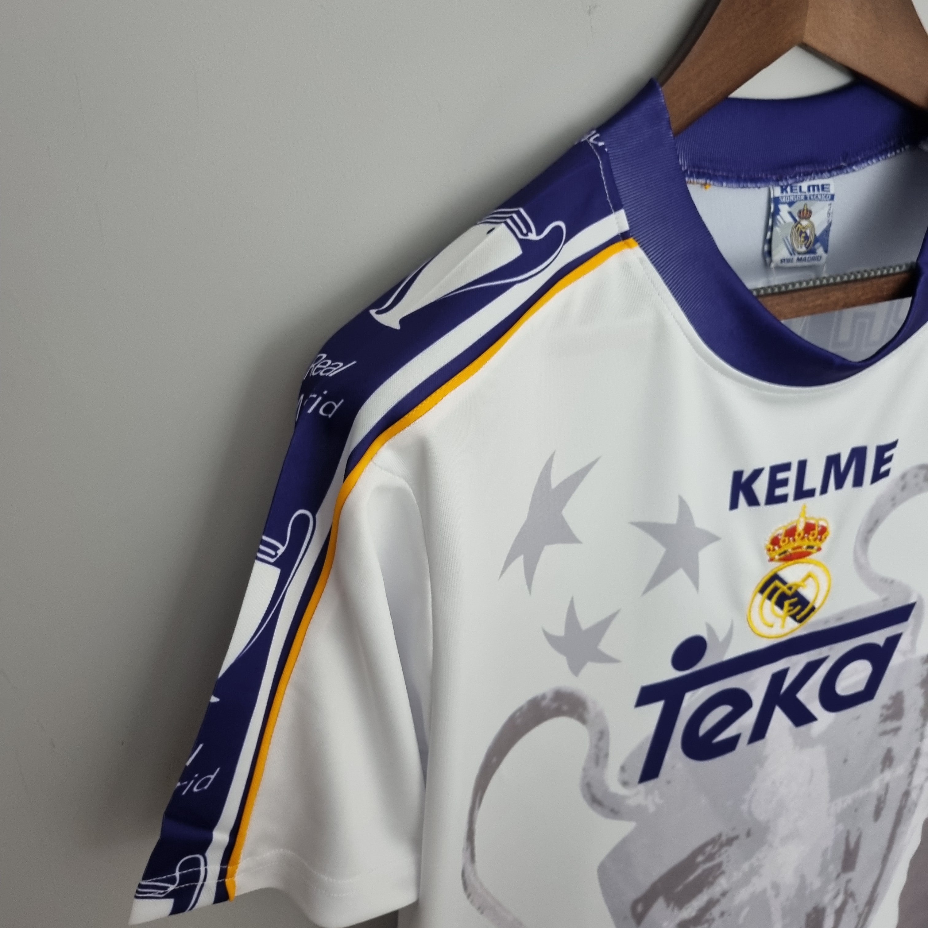 Real Madrid 1997-98 Retro Jersey