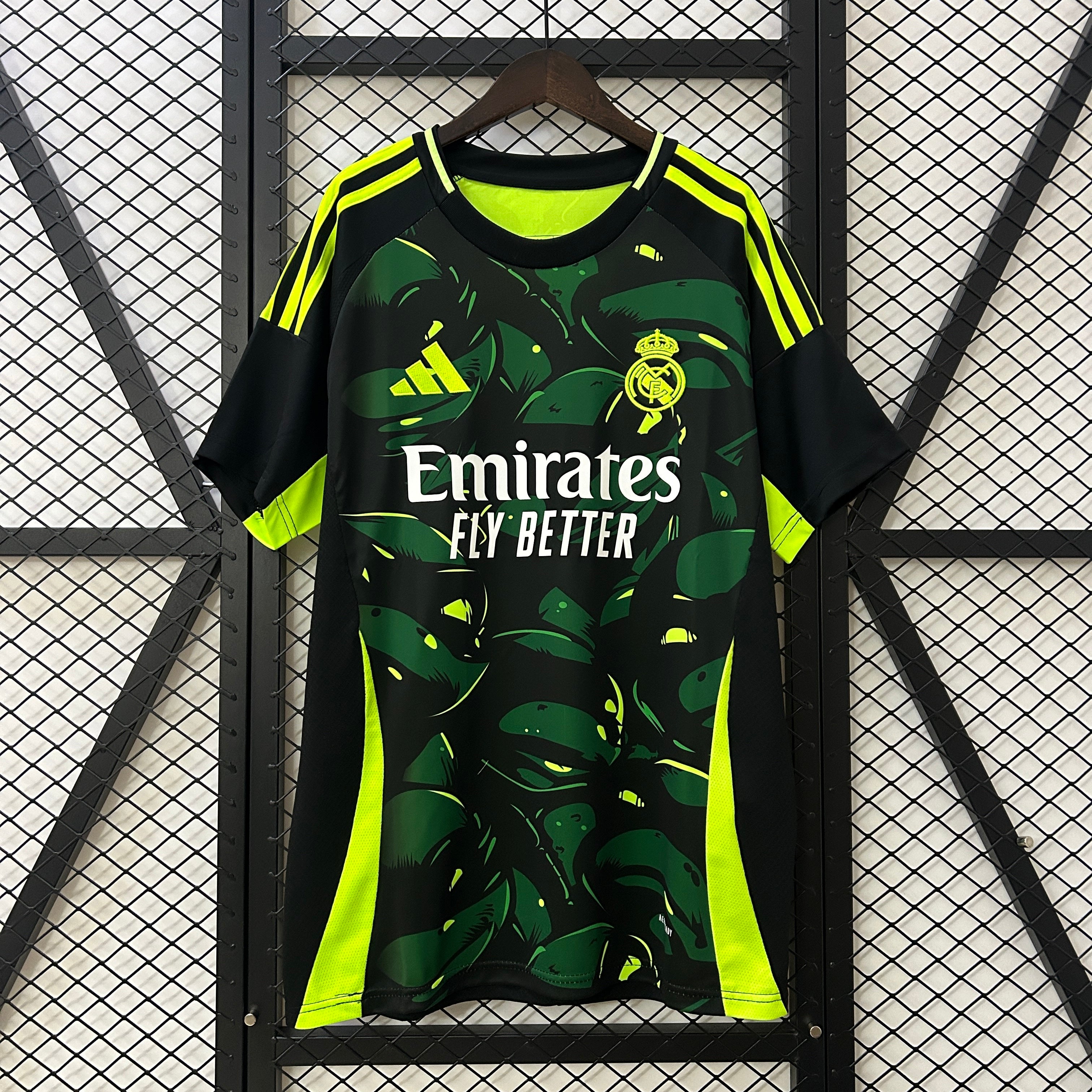 Real Madrid Michelangelo Kit