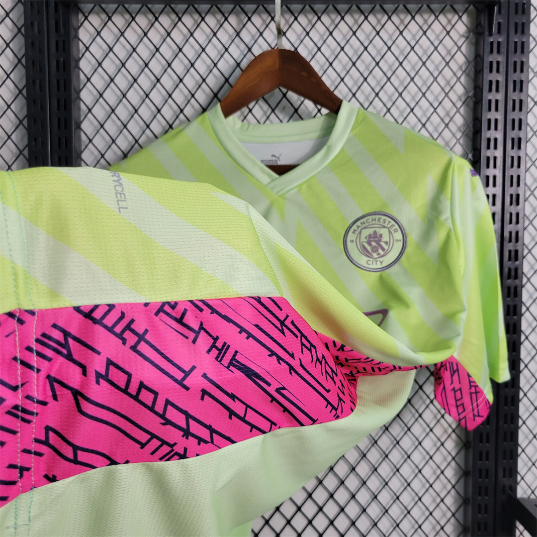 Manchester City 2023-24 Third Goalkeeper Kit