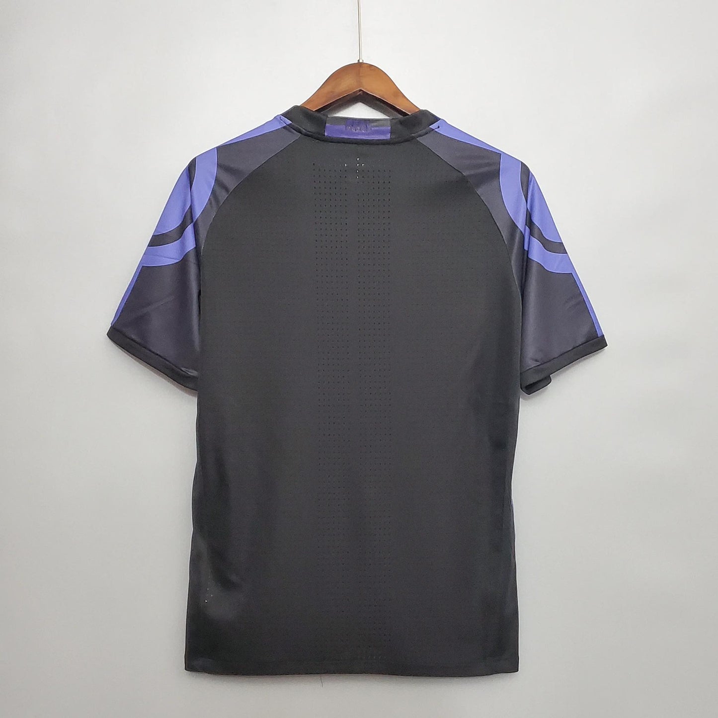 Real Madrid 2015-16 Away Kit