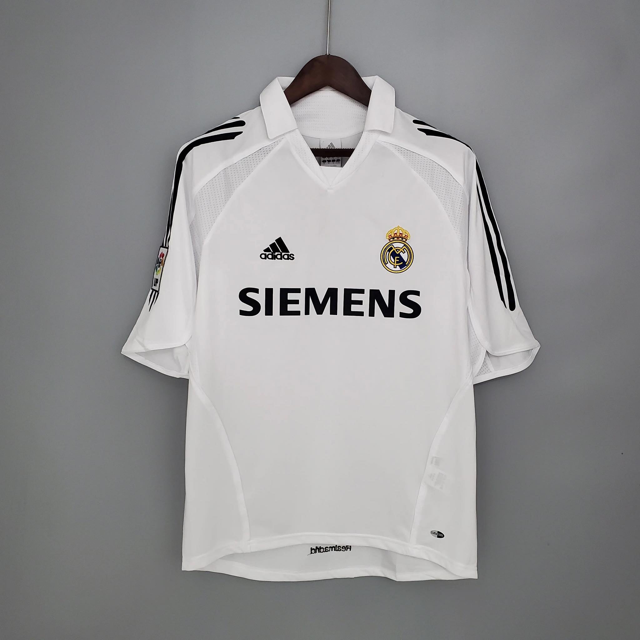 Real Madrid 2005-06 Home Jersey