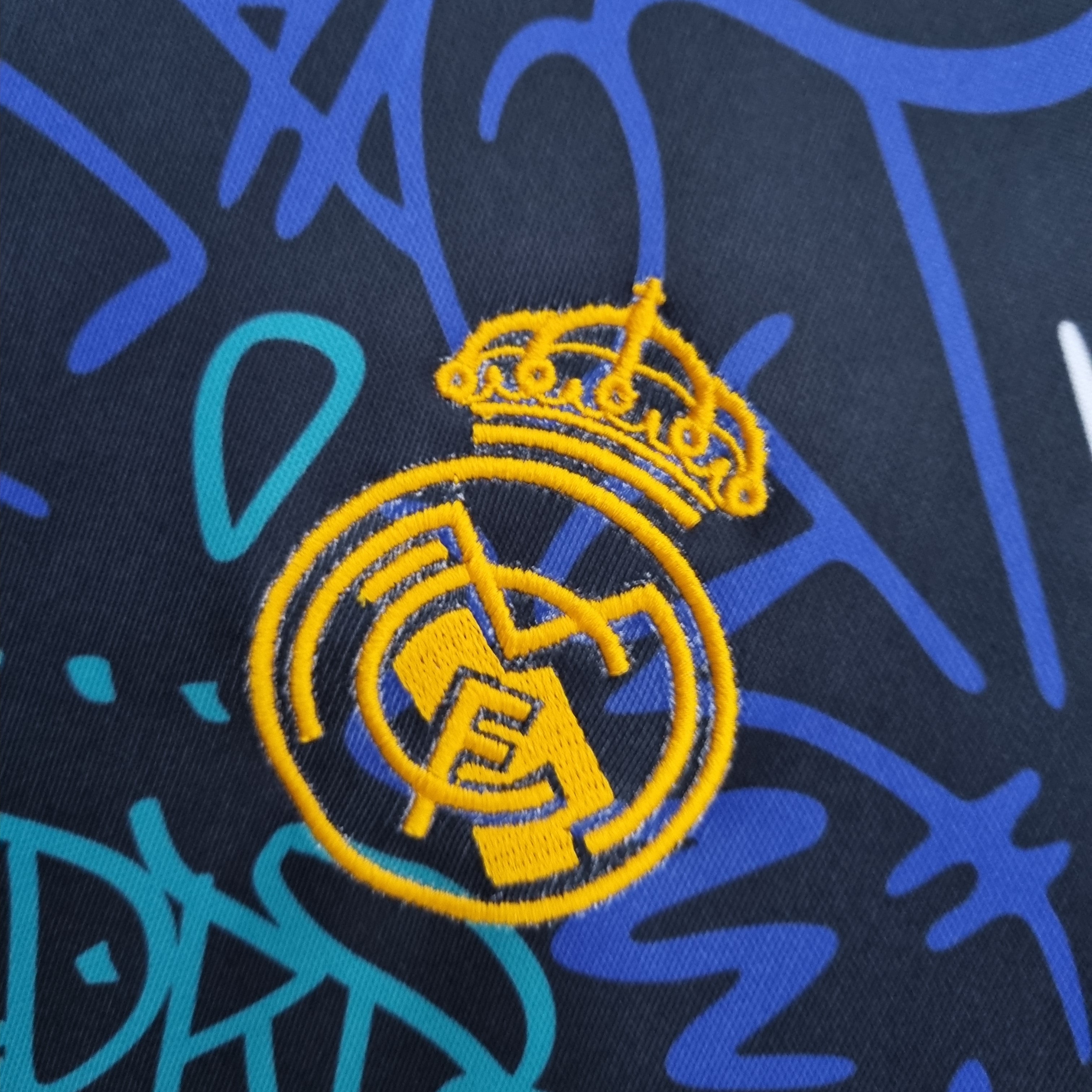 Real Madrid Neon Graffiti Kit