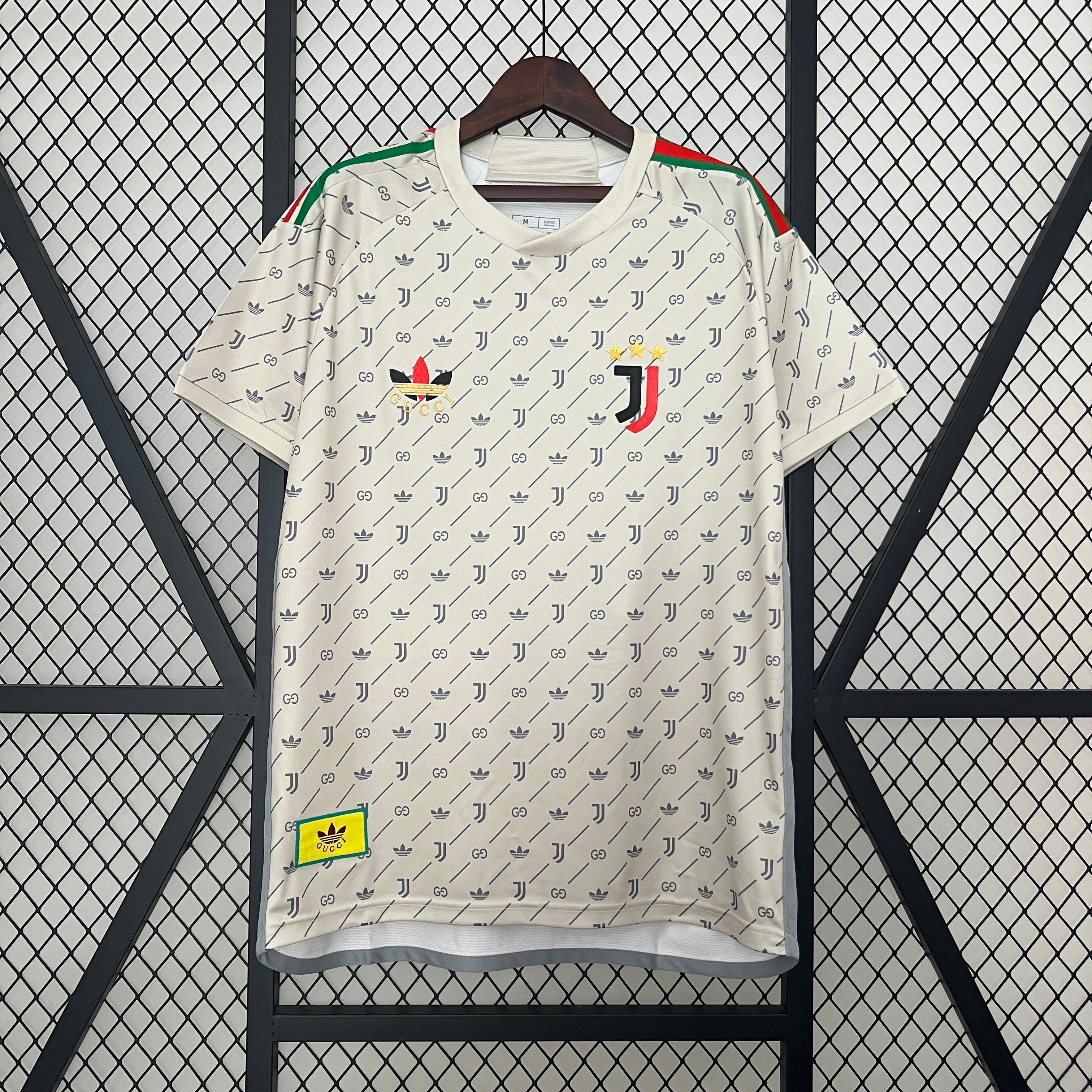 Juventus Gucci Special Edition Kit