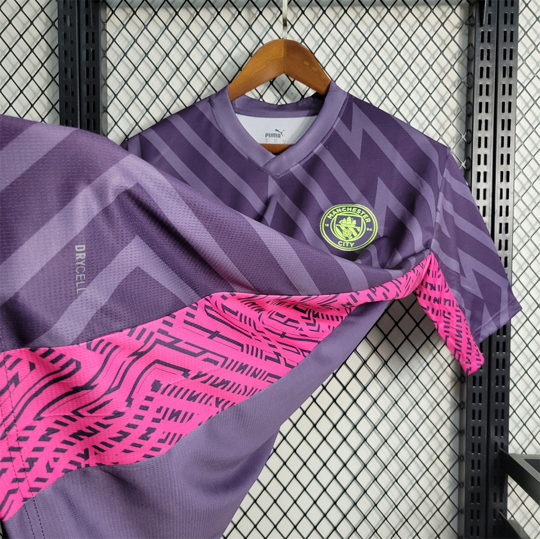 Manchester City 2023-24 Away Goalkeeper Kit