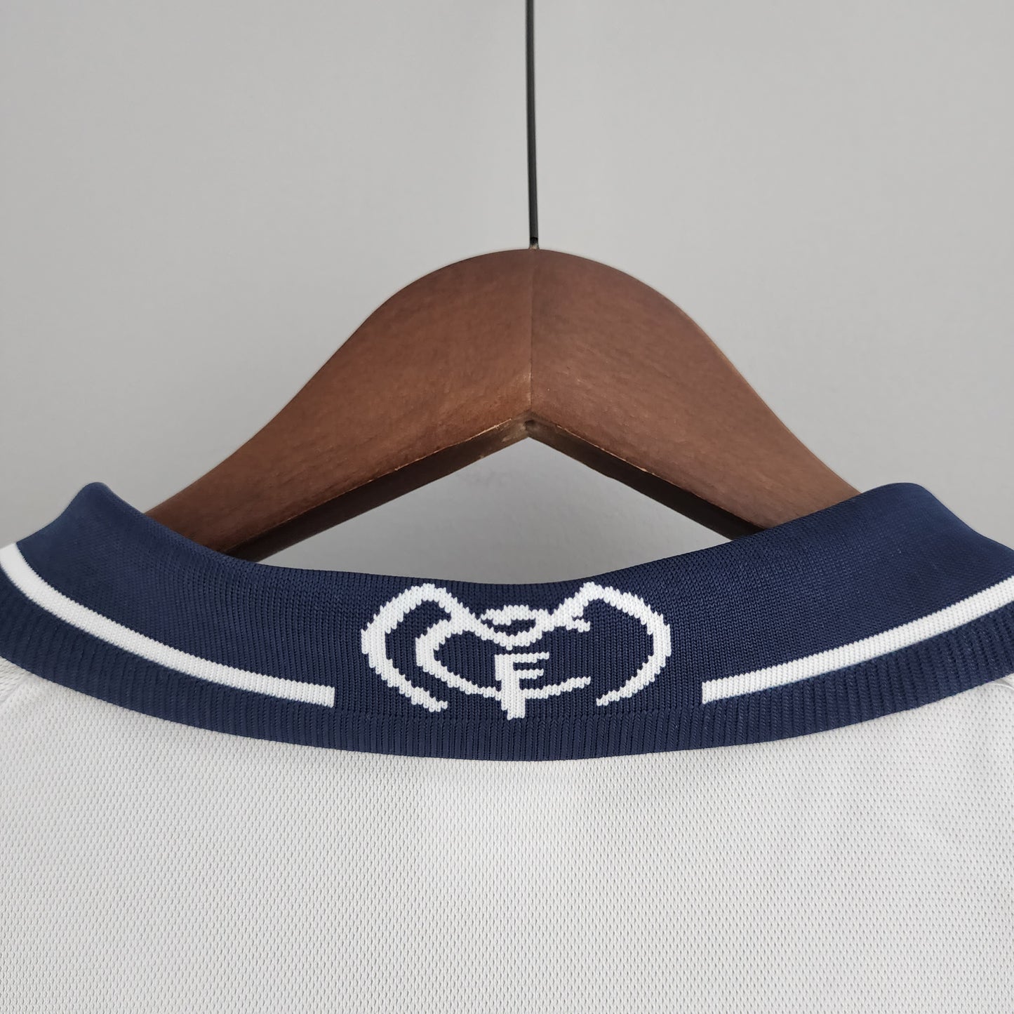 Real Madrid 2000-01 Home Jersey