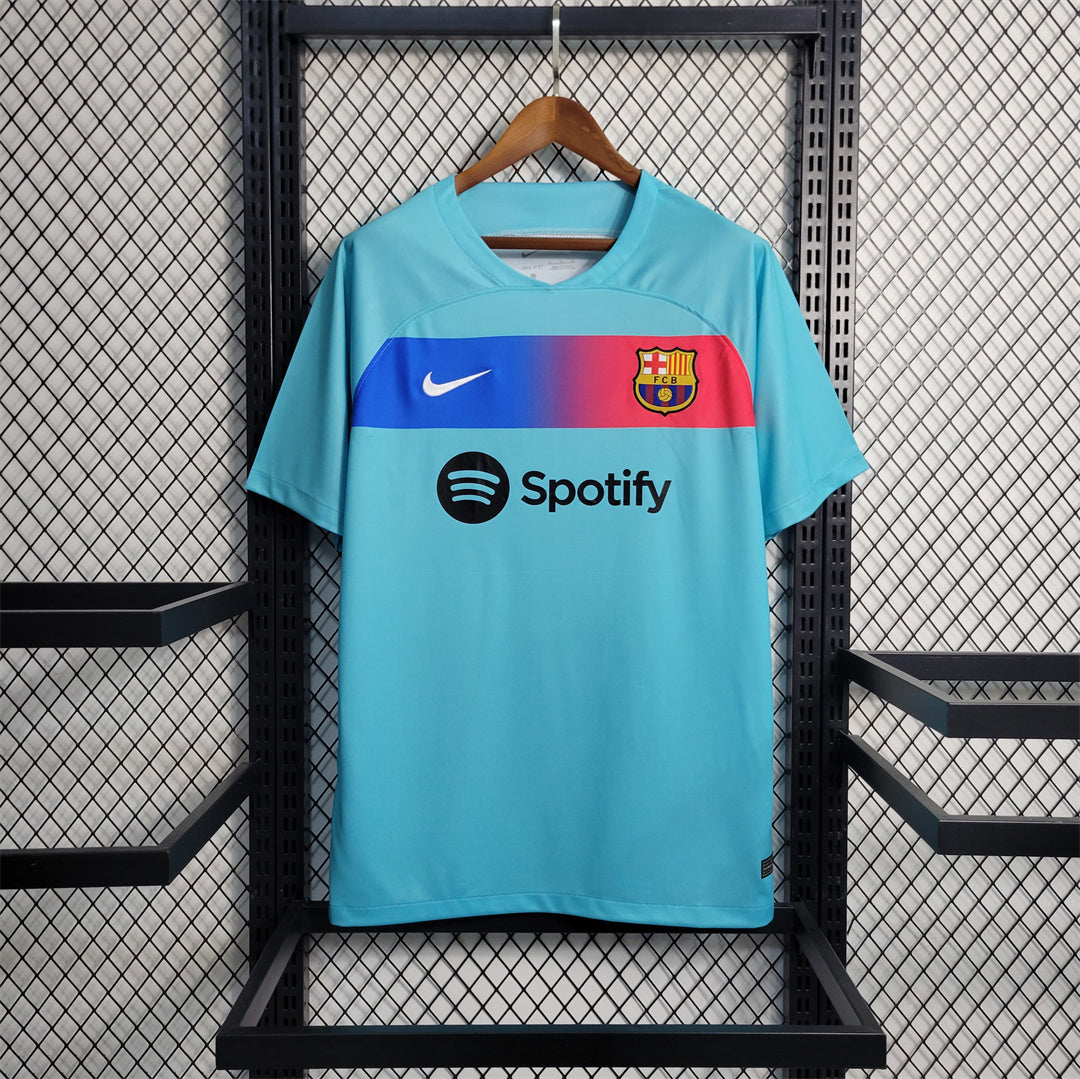 FC Barcelona Retro Light Aqua Kit