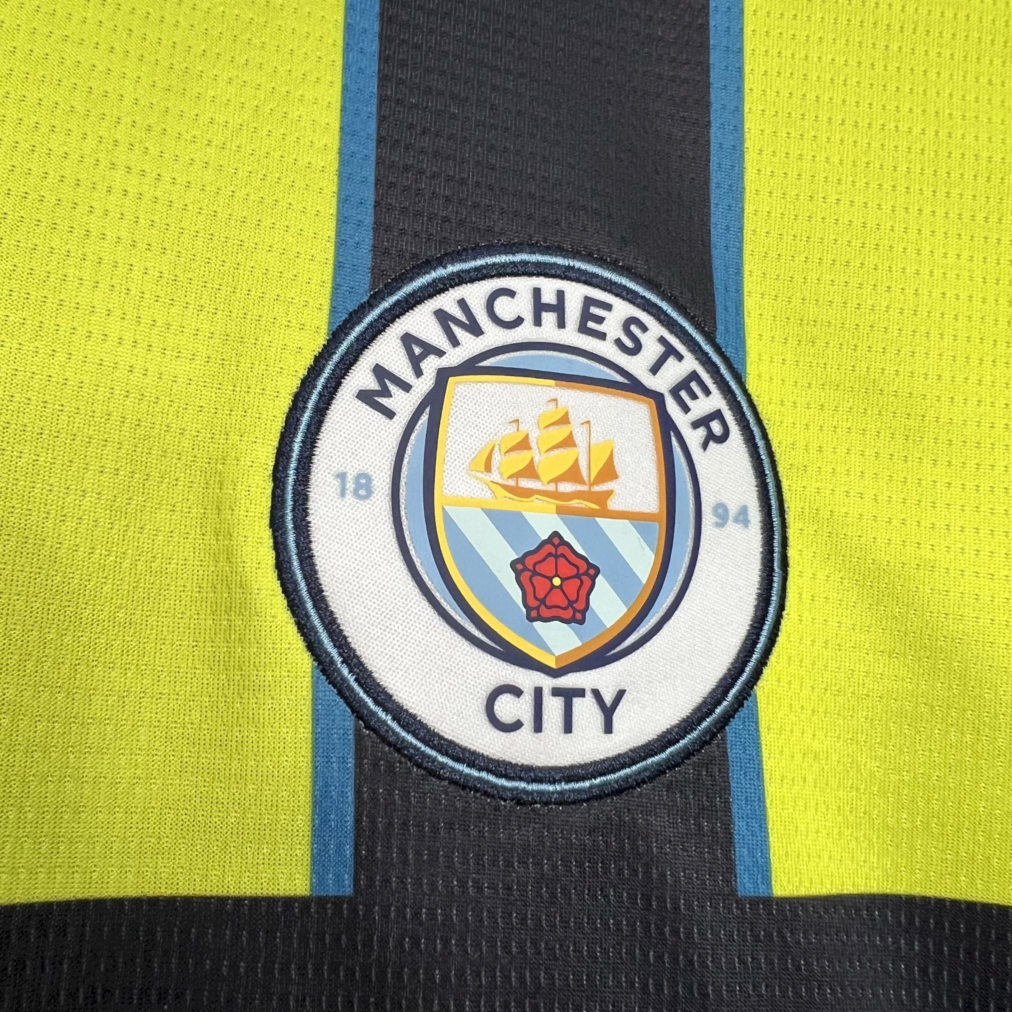 Manchester City 24/25 Away Kit