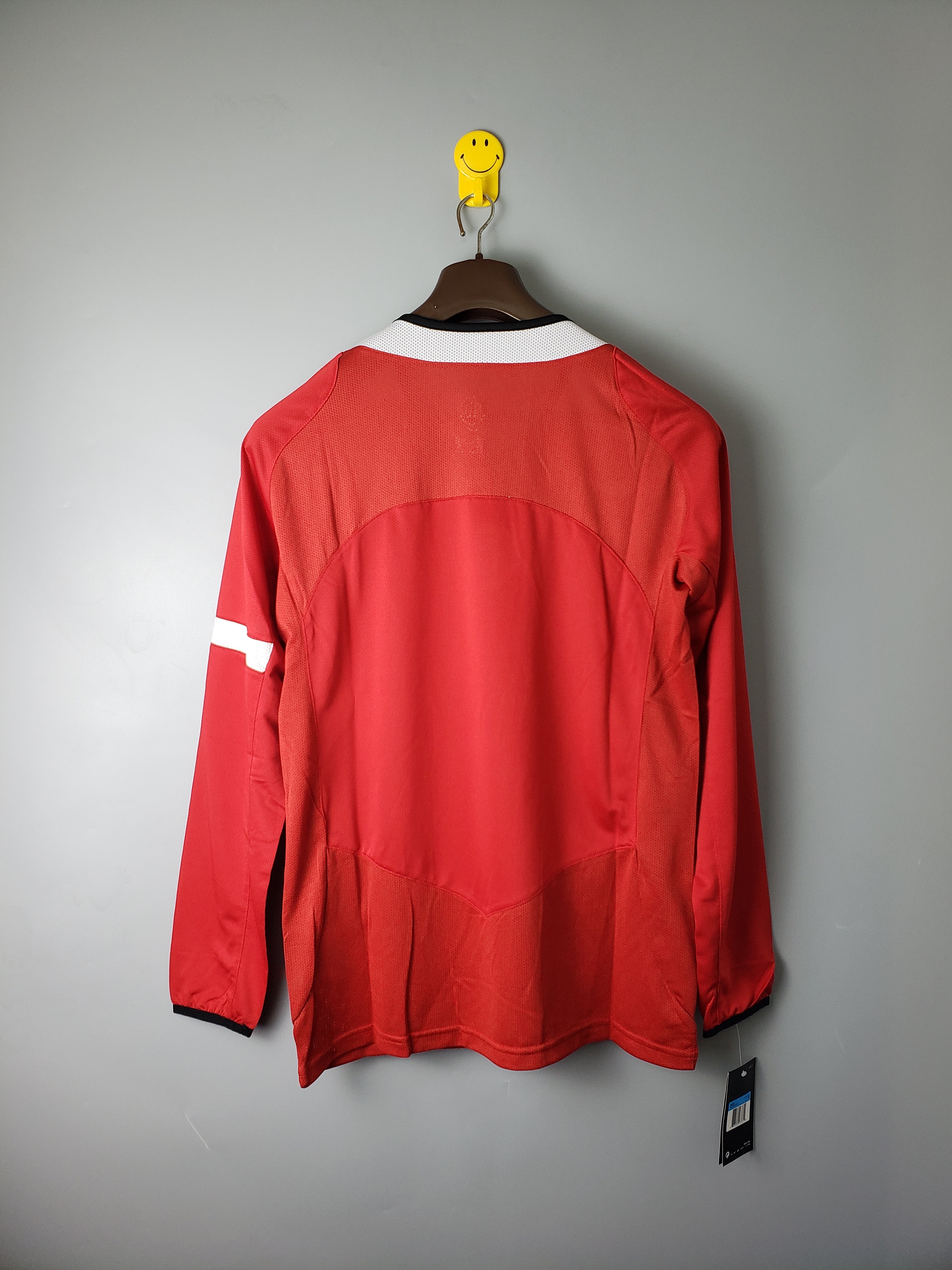 Manchester United 2005-06 Retro Long Sleeve Jersey