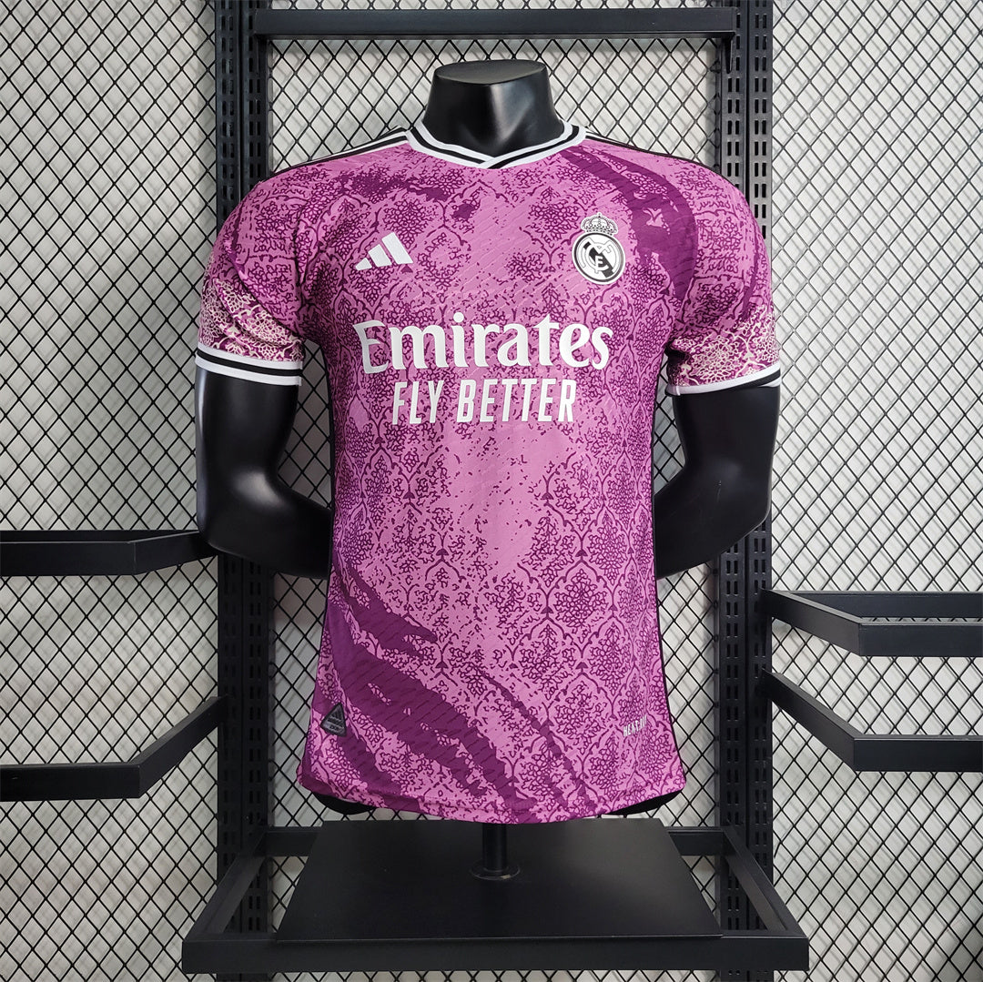 Borussia Dortmund Unveil Sleek New Black & Silver Away Kit for