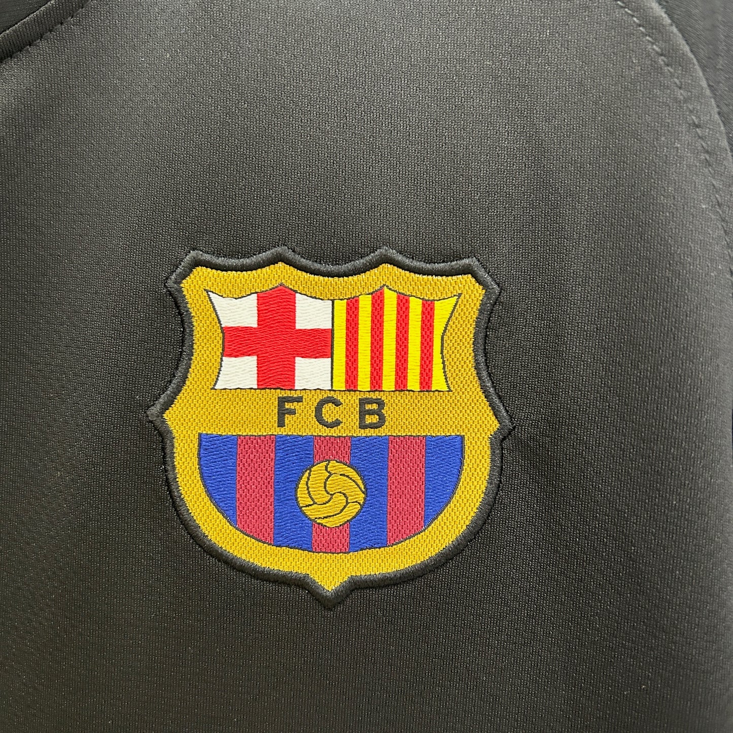 FC Barcelona 11-12 Away Kit