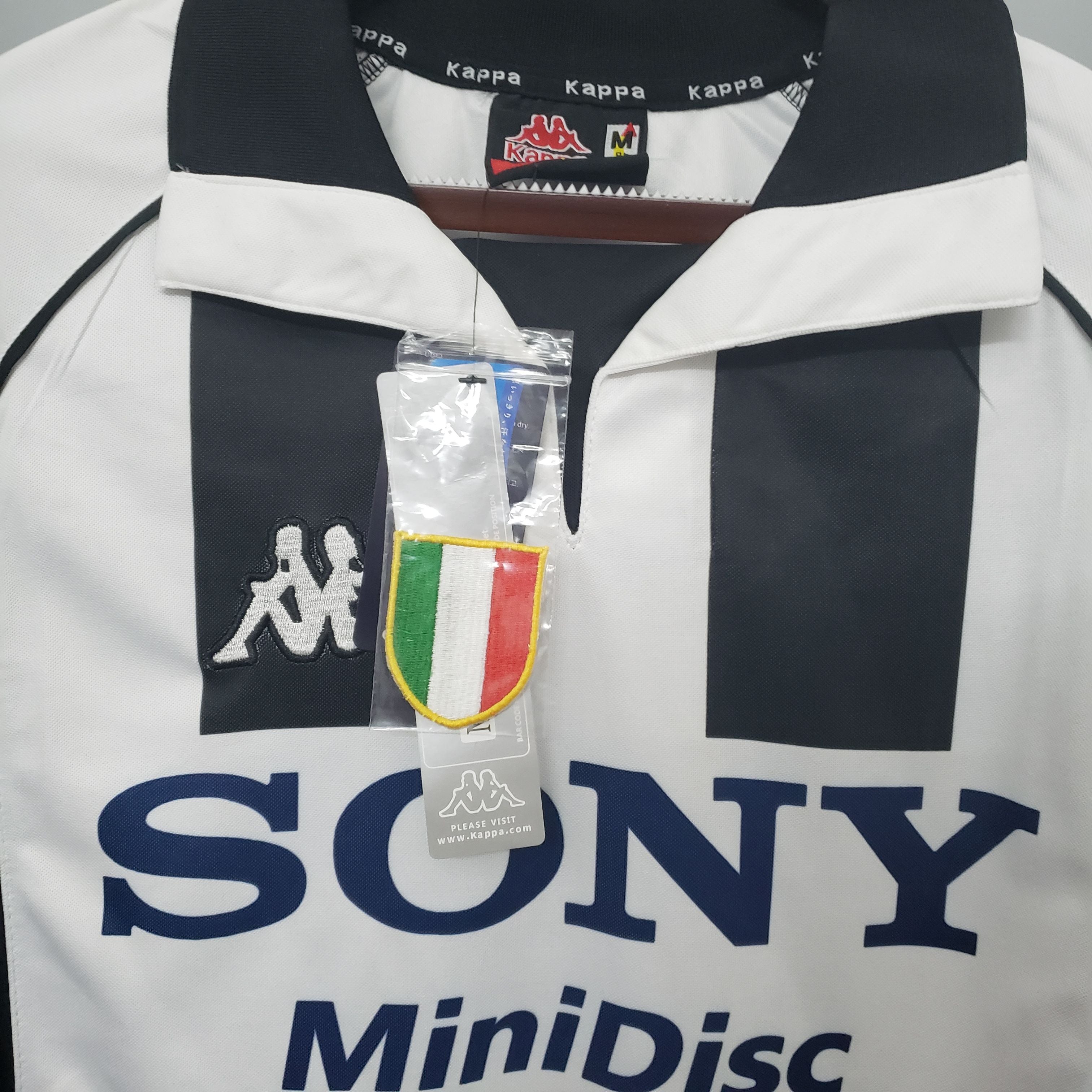 Juventus 1997-98 Retro Home Jersey