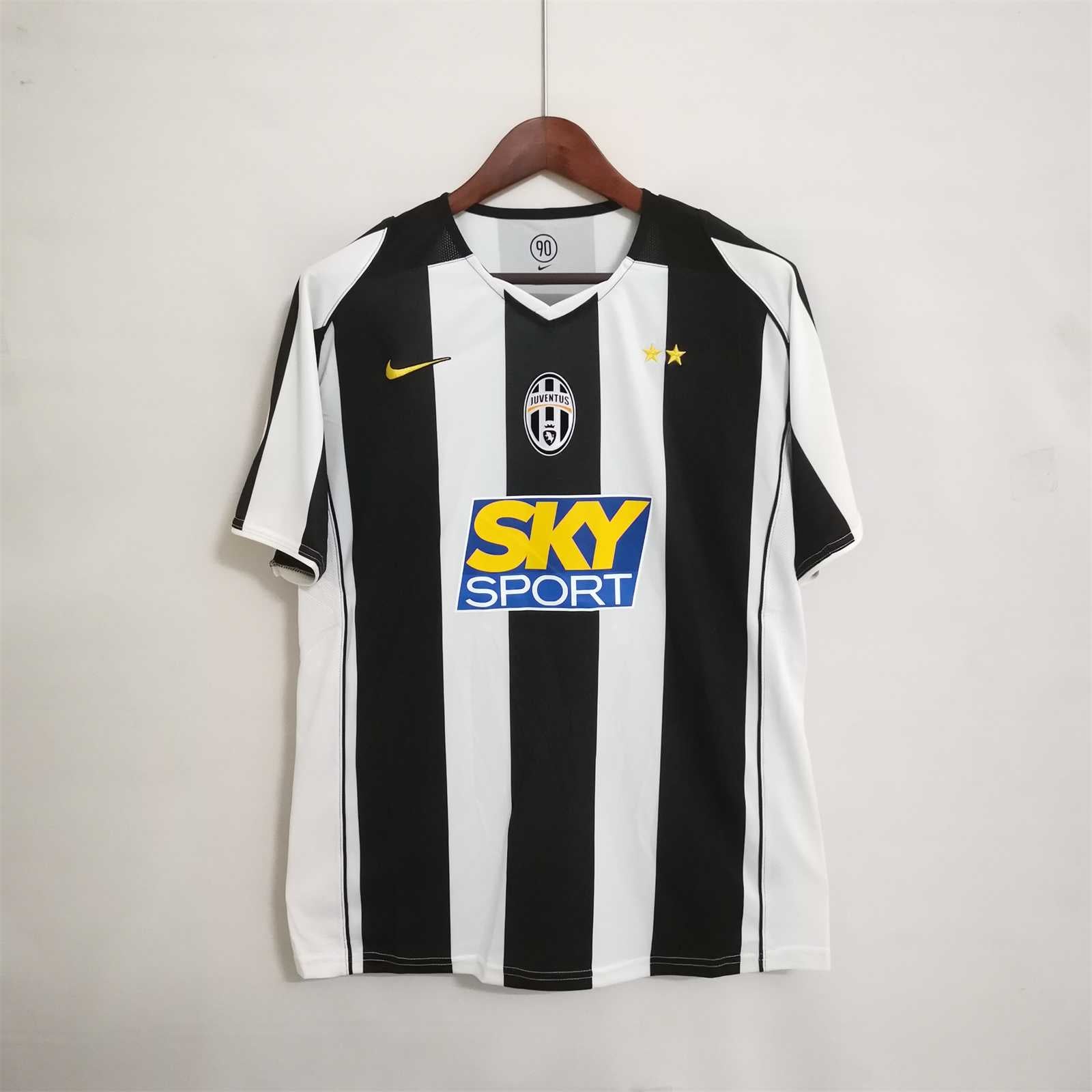 Juventus 2004-05 Retro Home Jersey
