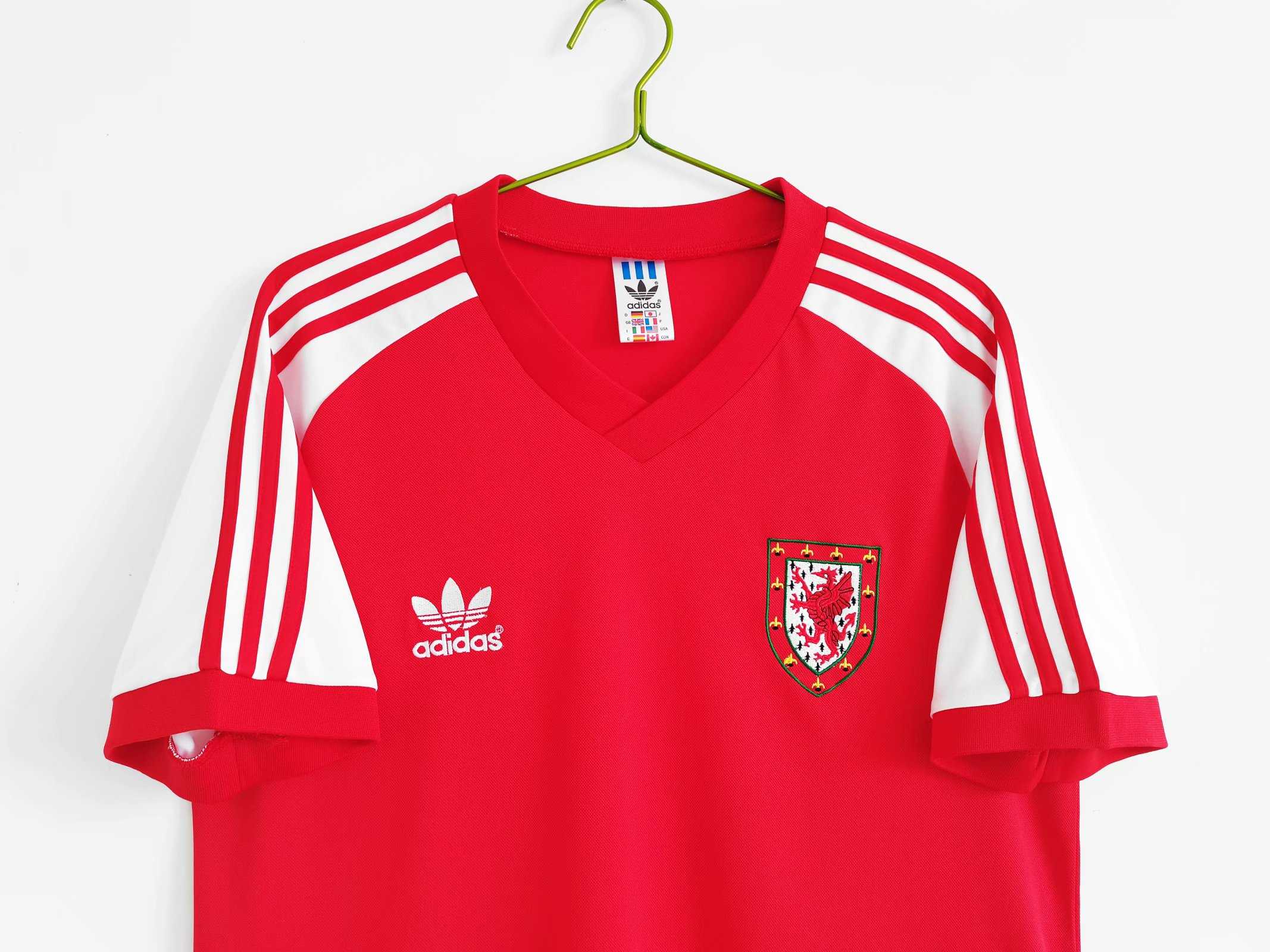 Wales 1982 Retro Away Jersey