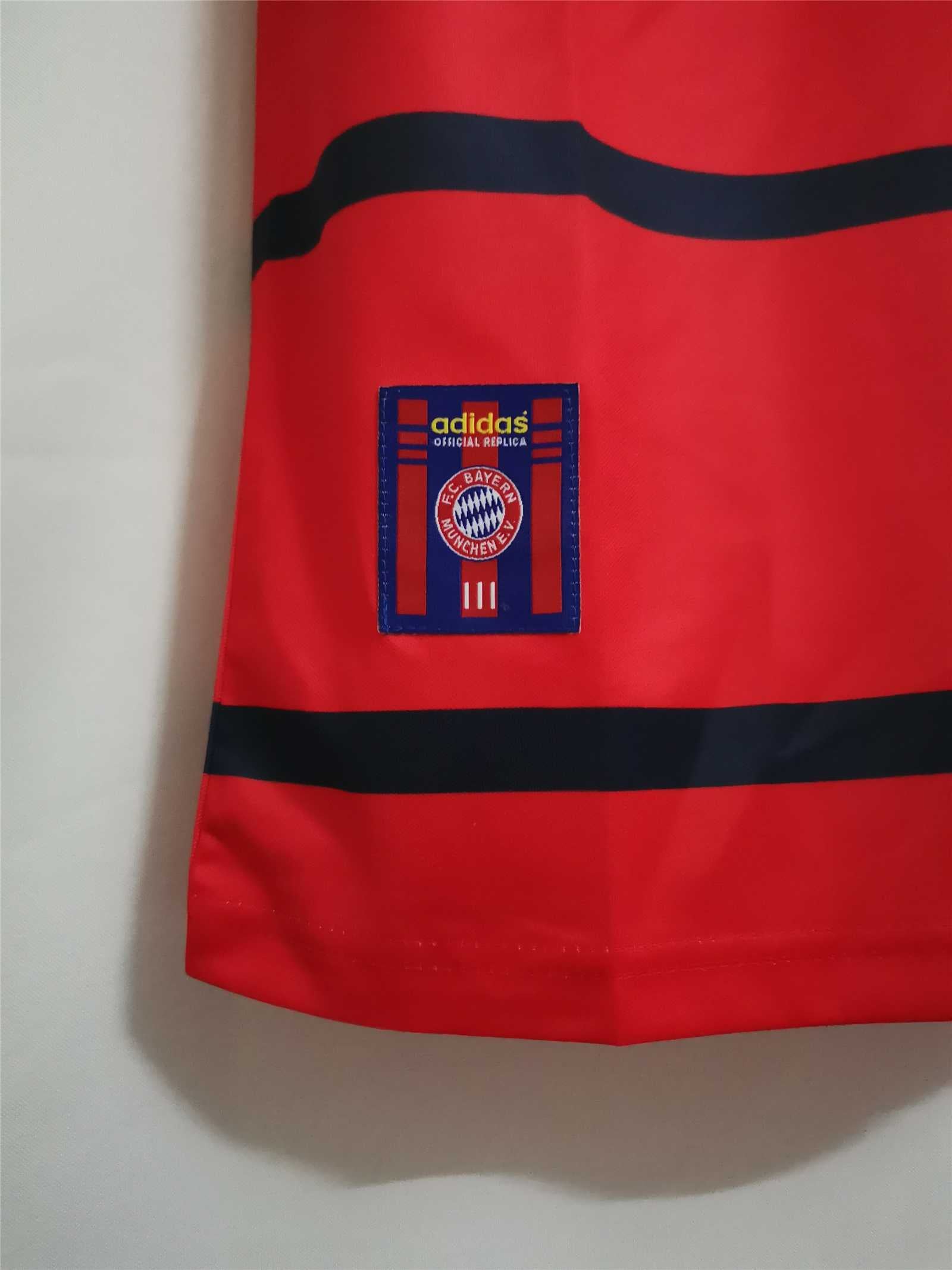 Bayern Munich 1998-00 Away Retro Jersey