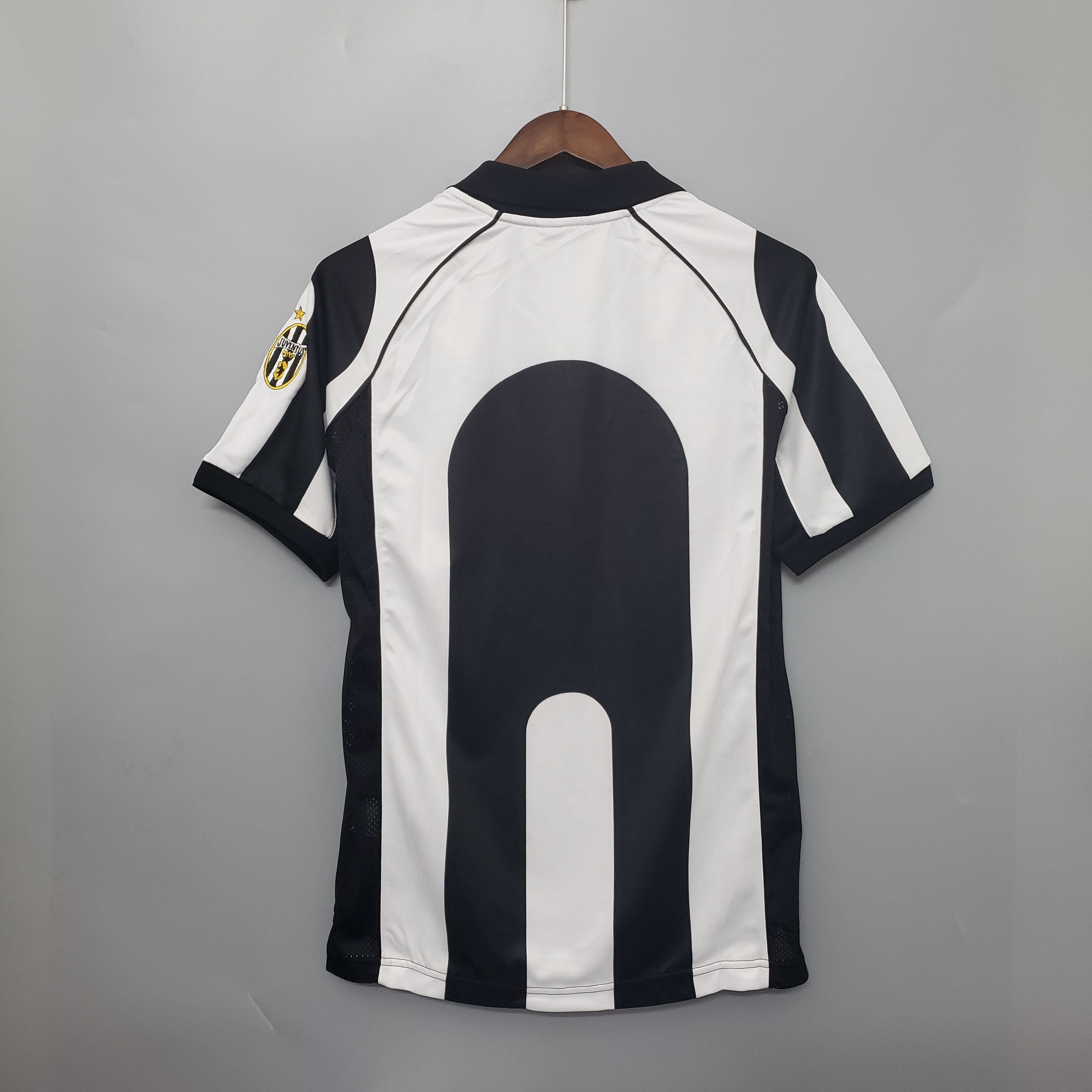 Juventus 1997-98 Retro Home Jersey