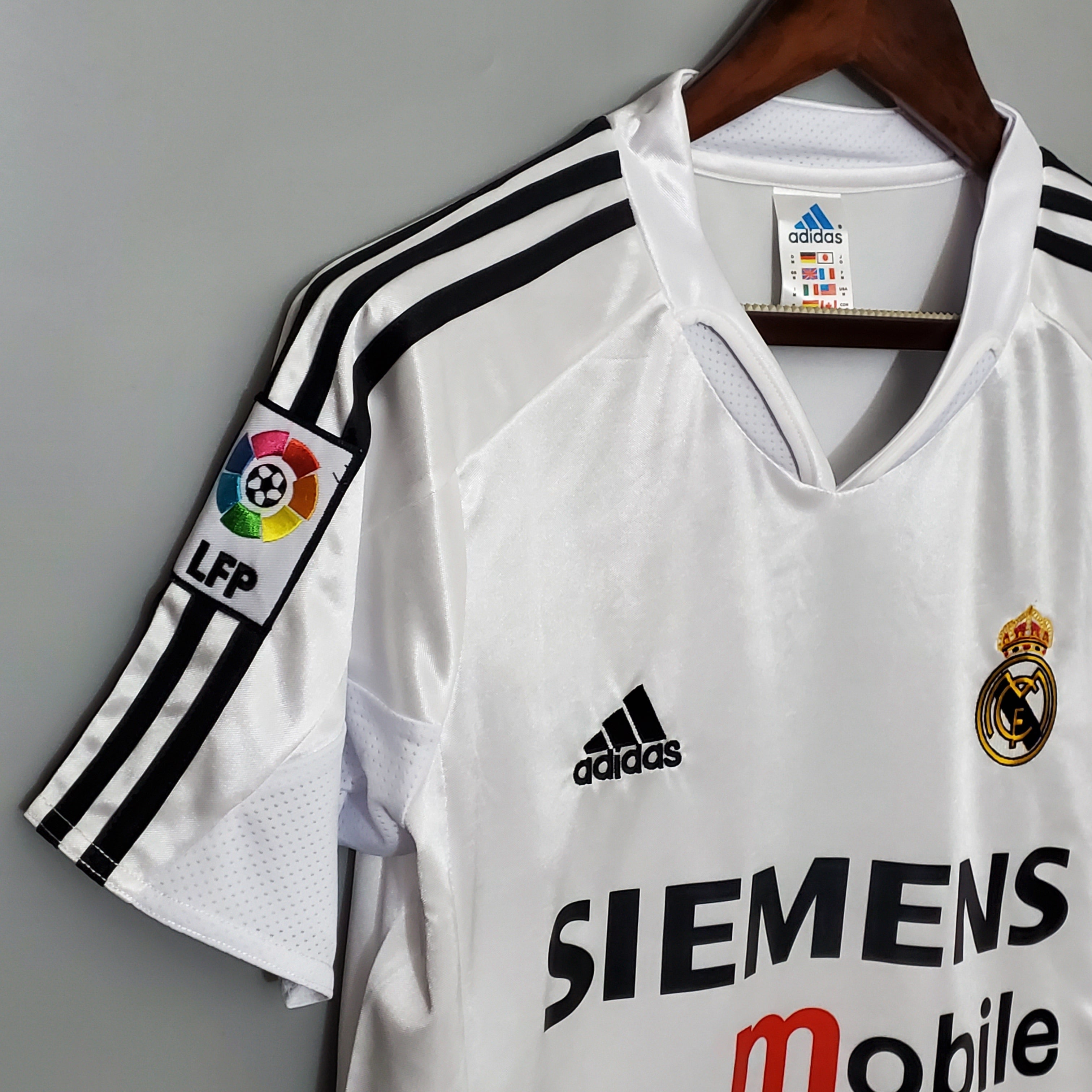 Real Madrid 2004-05 Home Jersey