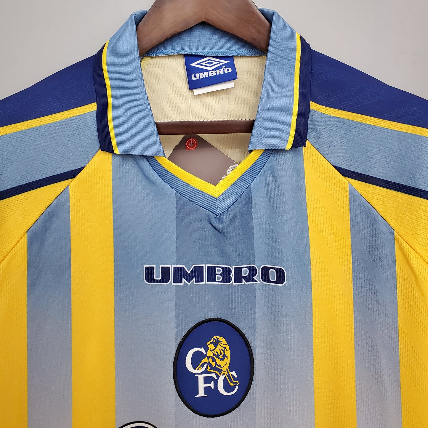 Chelsea 1995-97 Retro Away Jersey