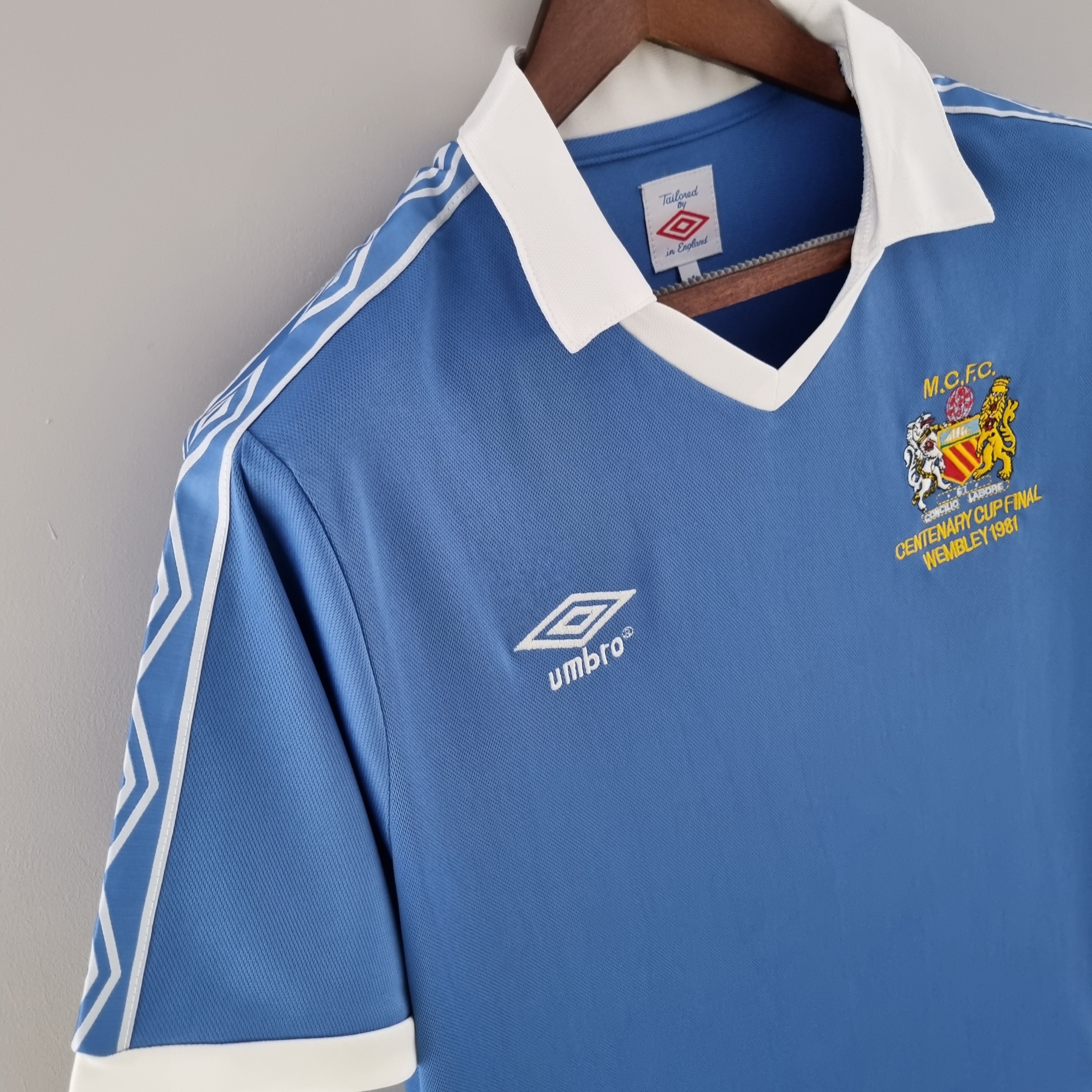 Manchester City 1981-82 Retro Jersey