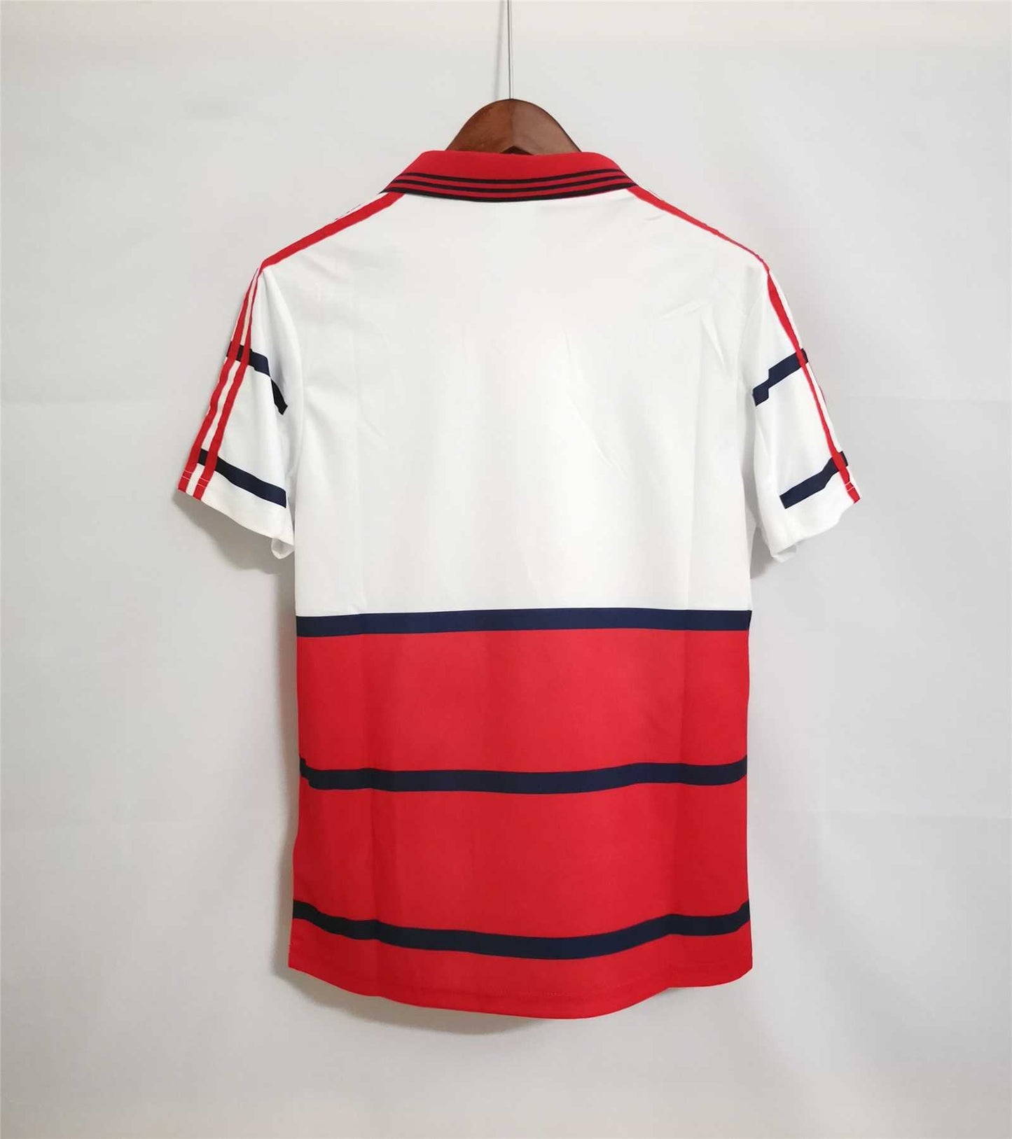 Bayern Munich 1998-00 Away Retro Jersey